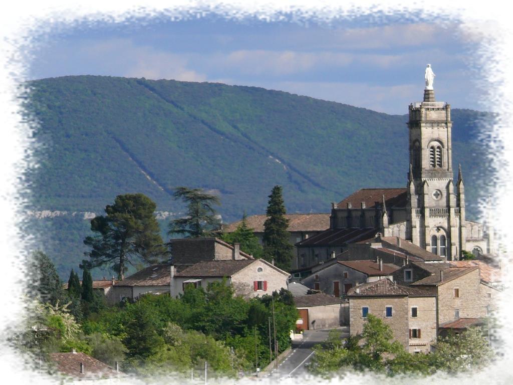 Auberge De La Couronne Lablachere Экстерьер фото