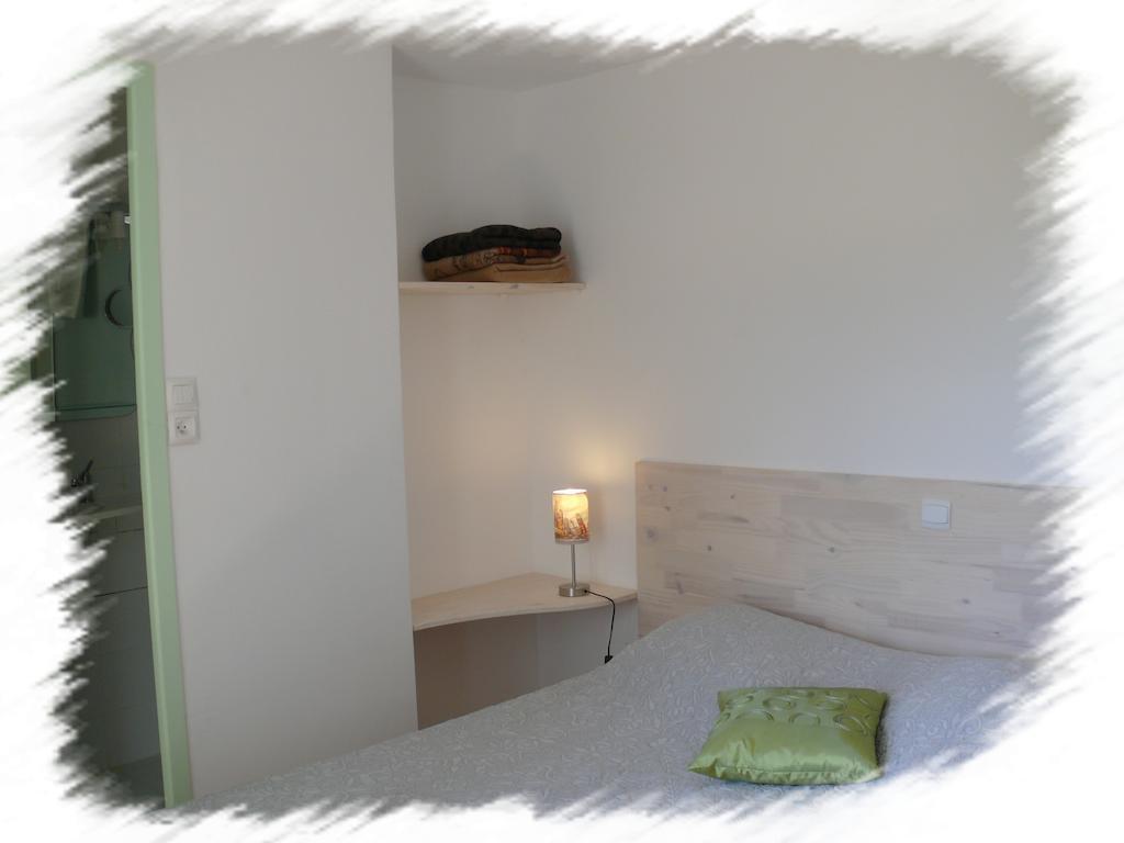 Auberge De La Couronne Lablachere Номер фото
